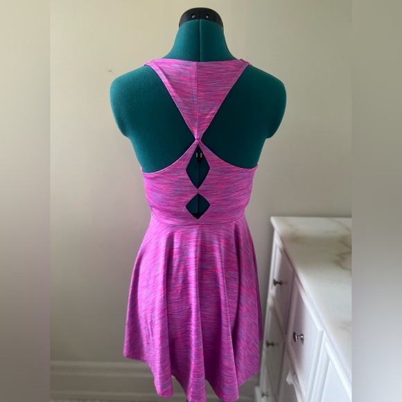 Silence + Noise Diamond Cut-Out Front and Back Dress (Multi, Pink, Medium) - Picture 3 of 3